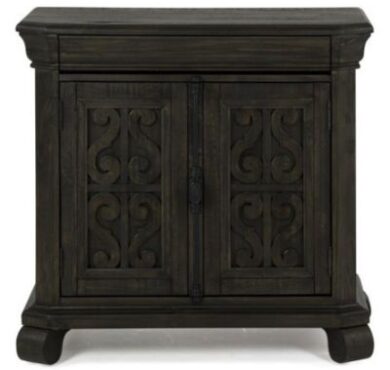 Bachelor Chest